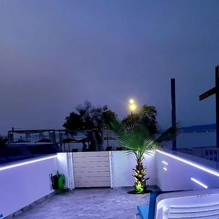 3 Bedrooms Panorama *