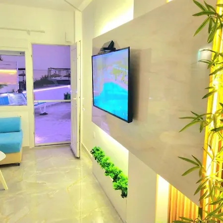 3 Bedrooms Panorama 塞萨洛尼基