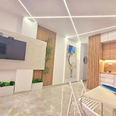 3 Bedrooms Panorama 塞萨洛尼基