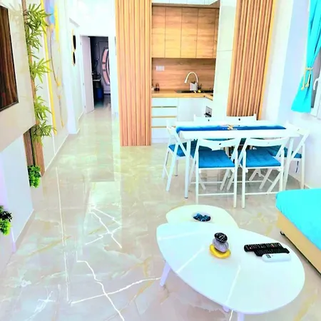 3 Bedrooms Panorama * 塞萨洛尼基