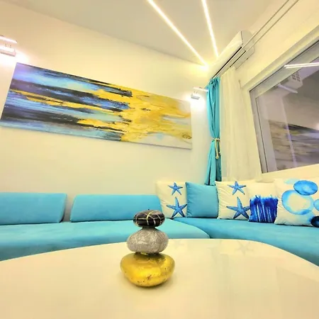 3 Bedrooms Panorama * 塞萨洛尼基