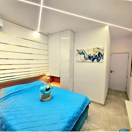 3 Bedrooms Panorama 公寓 *